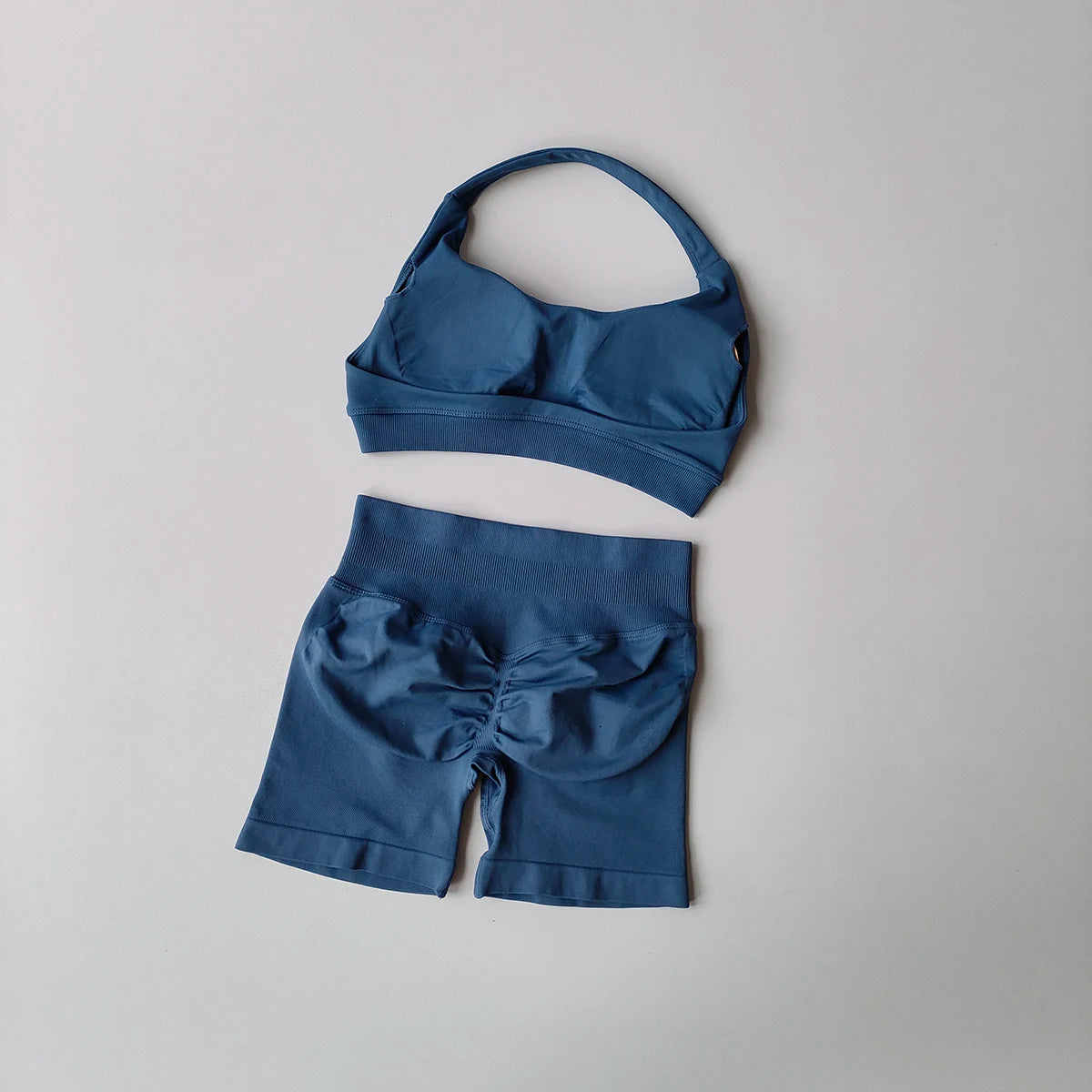 Two Piece Womens Seamless Yoga Set With High Waist Shorts