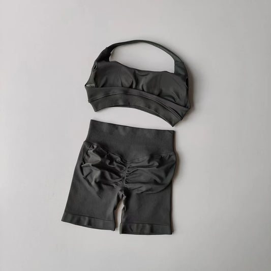 Two Piece Womens Seamless Yoga Set With High Waist Shorts